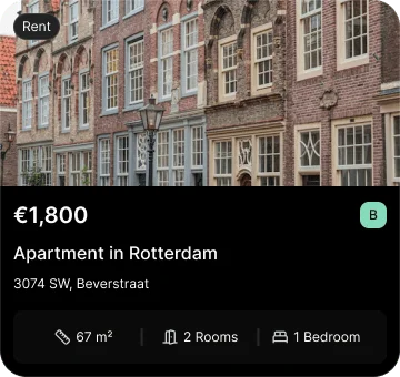 Real-time property alert notification on mobile lock screen (Dark Mode)