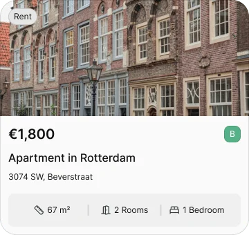 Real-time property alert notification on mobile lock screen